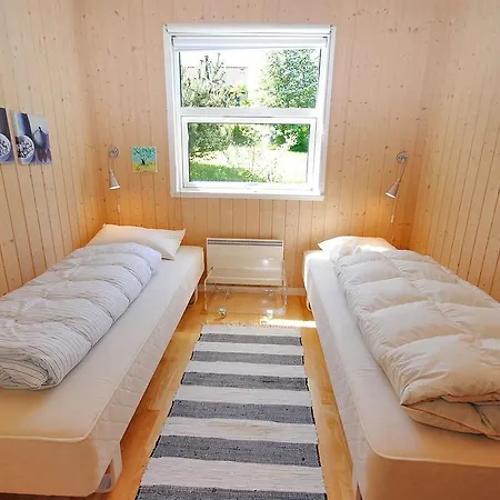 Holiday Meretesvej B- 2950 Holiday home *