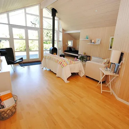 Holiday home Holiday Meretesvej B- 2950 *