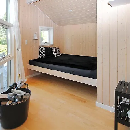 Holiday Meretesvej B- 2950 Holiday home *