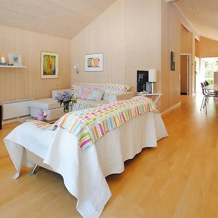Holiday home Holiday Meretesvej B- 2950 Trend